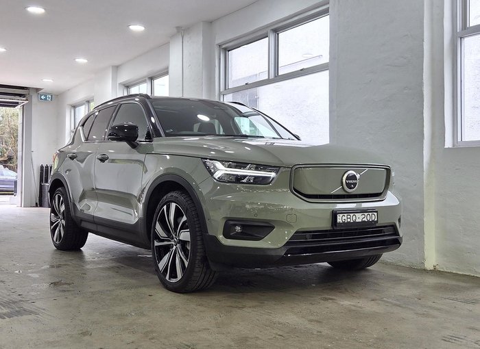 2022 Volvo XC40
