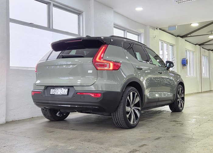 2022 Volvo XC40 Recharge Twin Pure Electric
