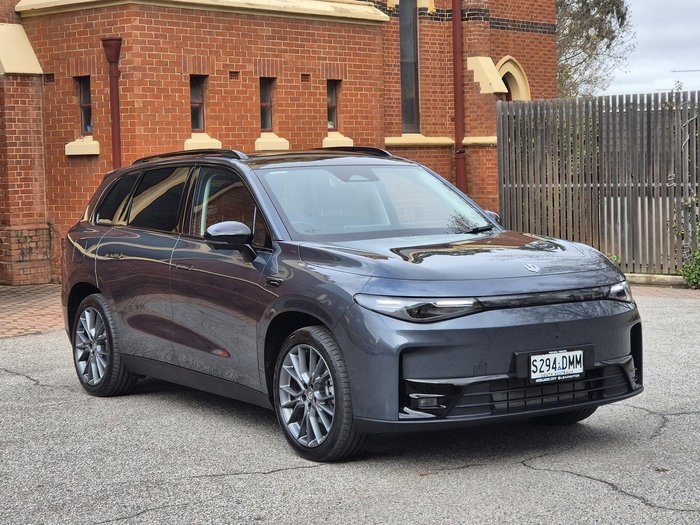 2025 Leapmotor C10 REEV Ultra Hybrid Design