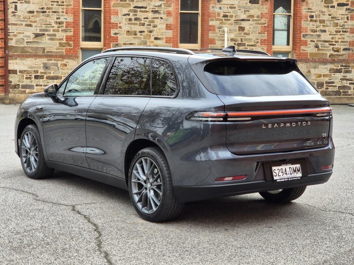 2025 Leapmotor C10 REEV Ultra Hybrid Design