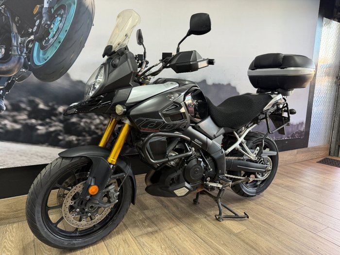 2015 Suzuki V-STROM 1000 (ABS) (DL1000A) RED