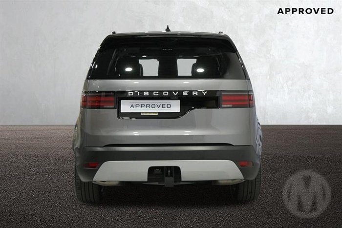 2025 Land Rover Discovery D350 S