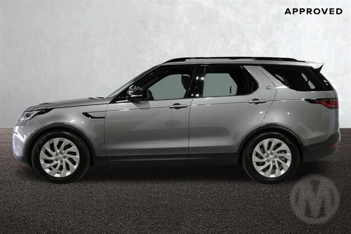 2025 Land Rover Discovery D350 S
