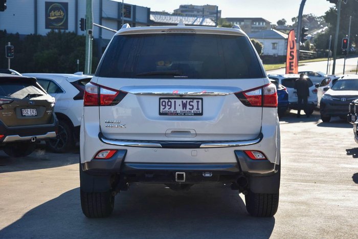 2016 Isuzu MU-X LS-T