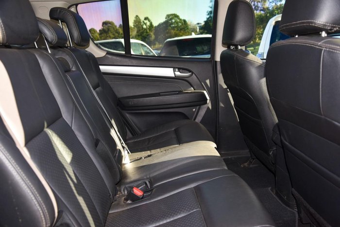 2016 Isuzu MU-X LS-T