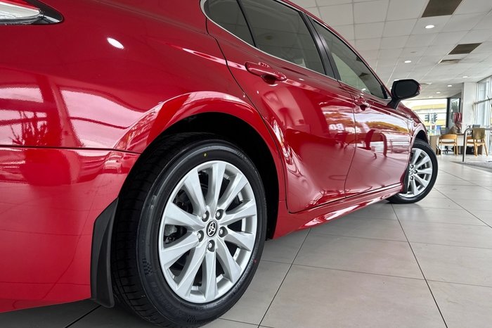 2020 Toyota Camry Ascent Sport Hybrid