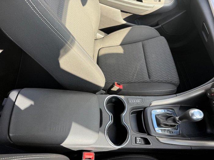 2016 Holden Commodore Evoke