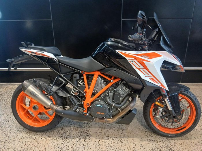 2020 KTM 1290 Super Duke GT