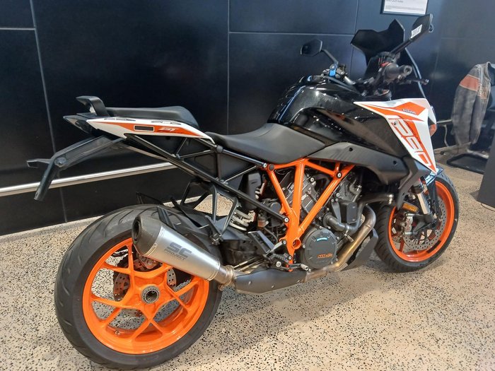 2020 KTM 1290 Super Duke GT