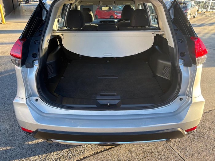 2022 Nissan X-TRAIL ST