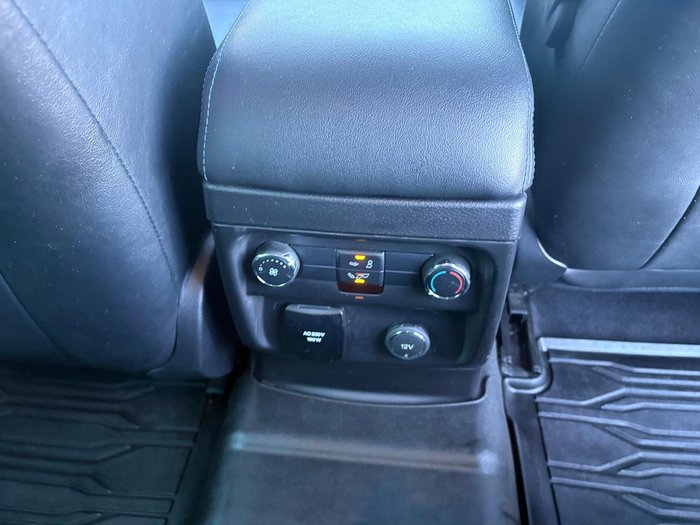 2020 Ford Everest Sport
