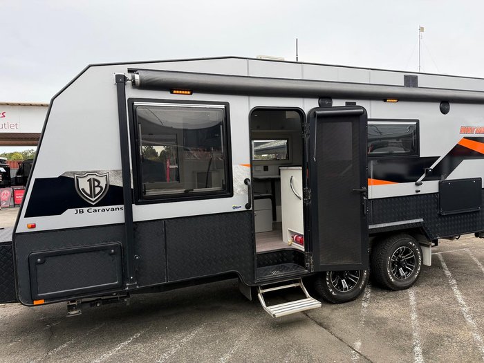 2021 JB Caravans Dirt Roader 19'6" Fd Cafe