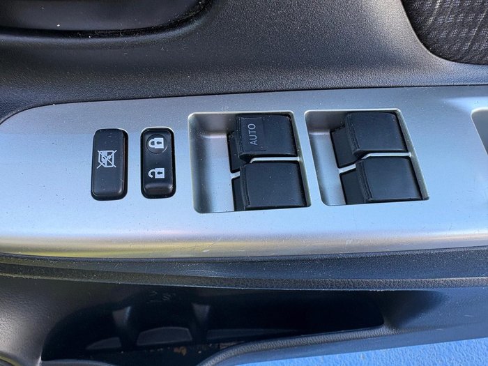 2015 Toyota Yaris Ascent
