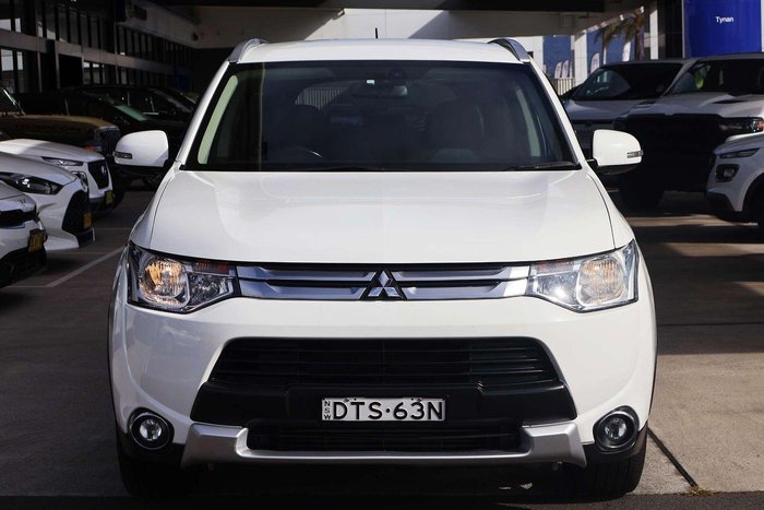 2014 Mitsubishi Outlander LS