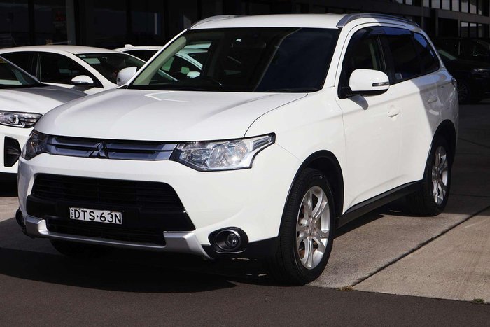 2014 Mitsubishi Outlander LS