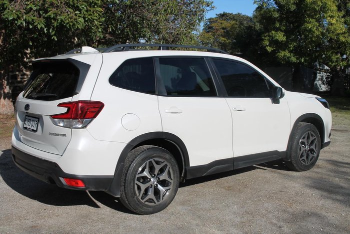 2021 Subaru Forester 2.5i