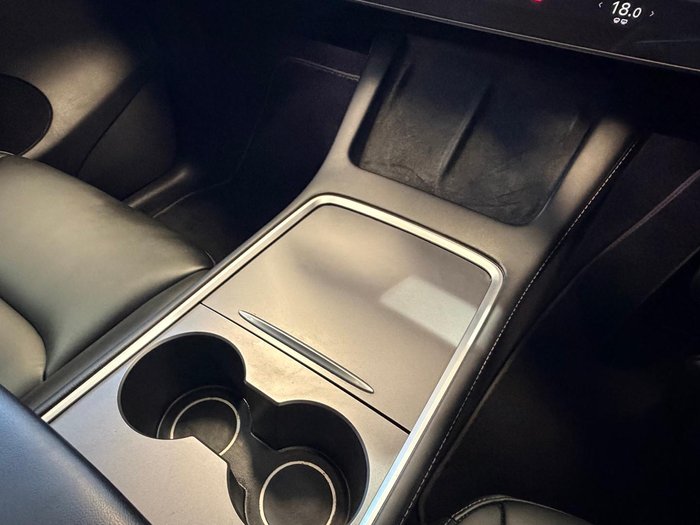 2023 Tesla Model Y Rear-Wheel Drive