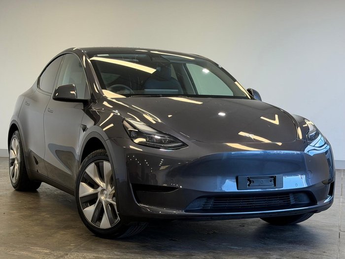 2023 Tesla Model Y Rear-Wheel Drive
