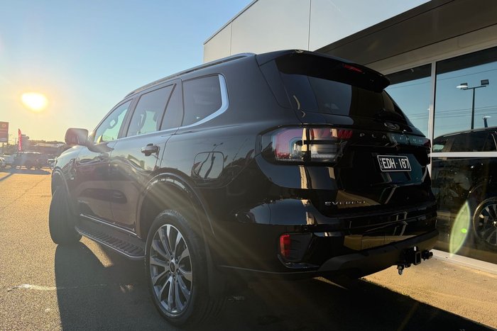 2025 Ford Everest Platinum