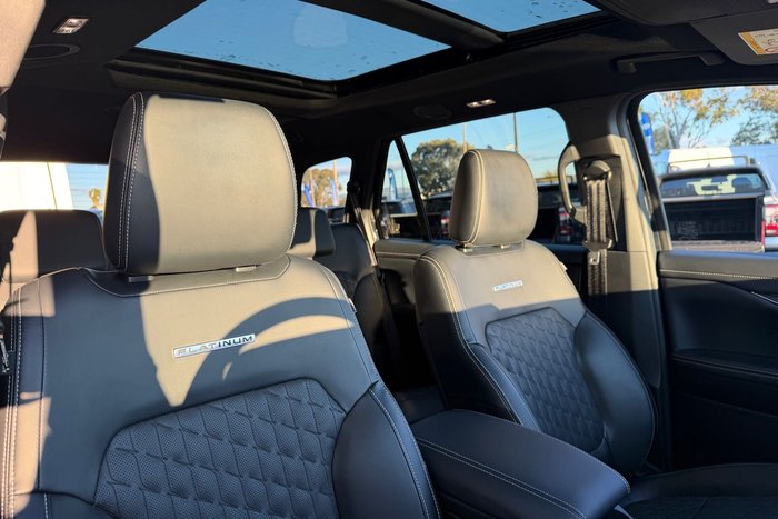 2025 Ford Everest Platinum