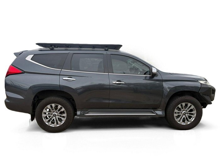 2023 Mitsubishi Pajero Sport GLX