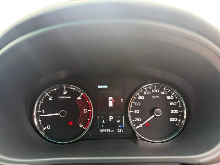 2023 Mitsubishi Pajero Sport GLX
