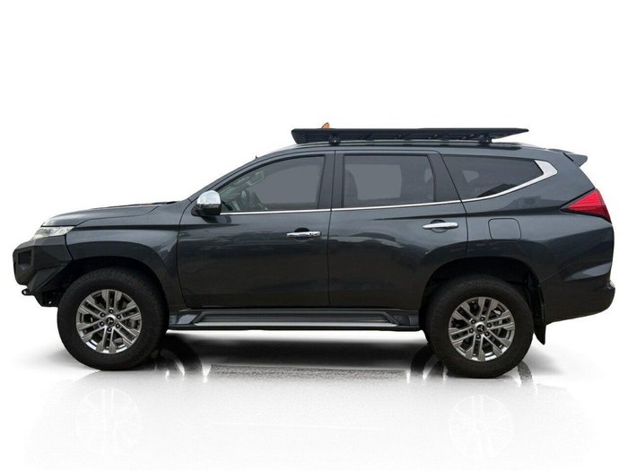 2023 Mitsubishi Pajero Sport GLX
