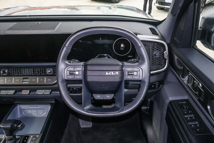 2025 Kia Tasman SX