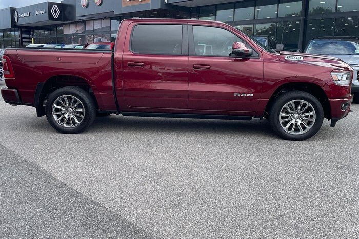2024 RAM 1500 Laramie Sport RamBox