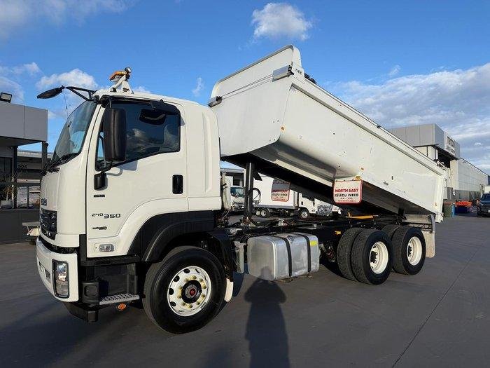 2022 Isuzu F Series FXZ240-350
