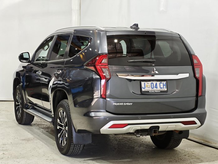 2020 Mitsubishi Pajero Sport GLS