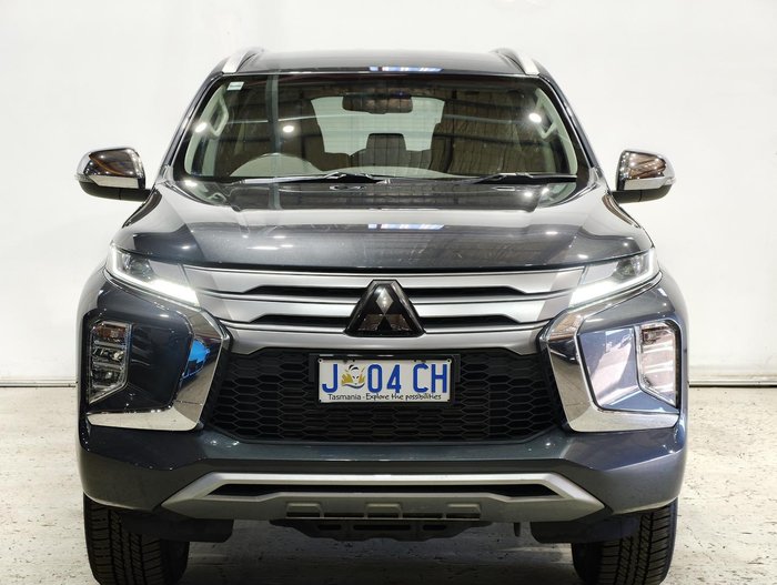 2020 Mitsubishi Pajero Sport GLS