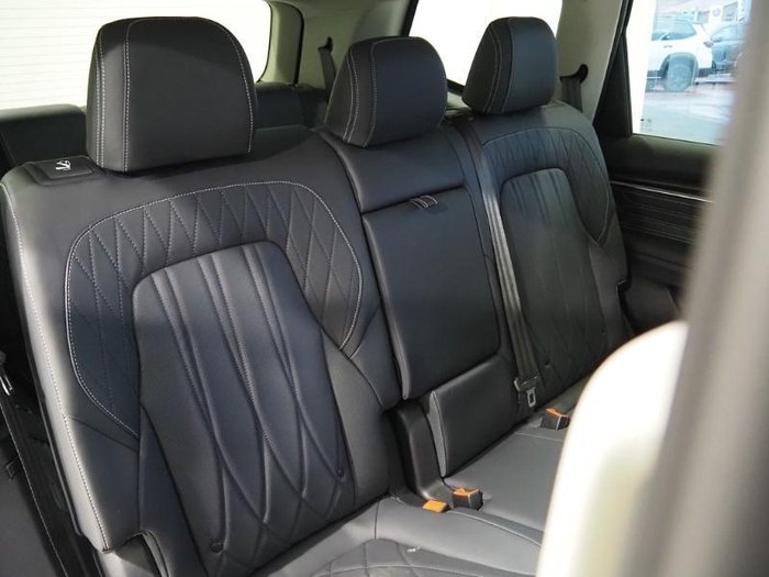 2026 LDV D90 Executive