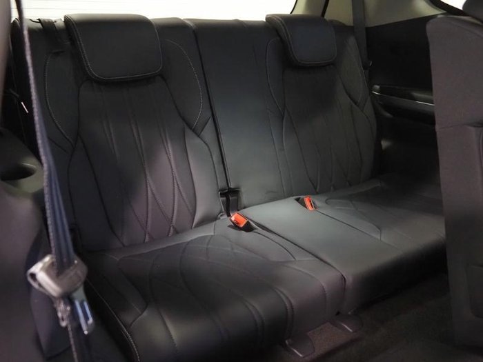 2026 LDV D90 Executive