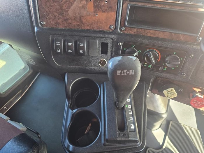 2018 Kenworth T400 Series
