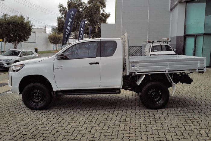 2021 Toyota Hilux SR