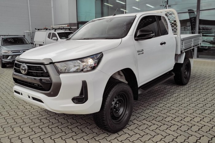 2021 Toyota Hilux SR