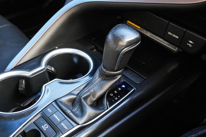 2019 Toyota Camry SL