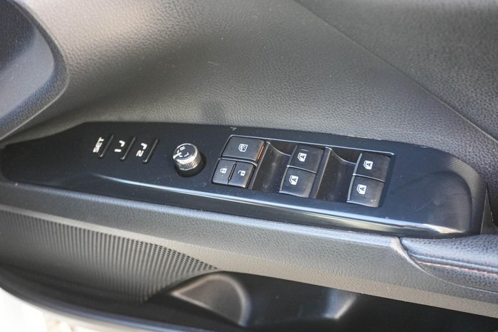 2019 Toyota Camry SL