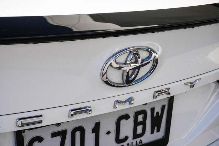 2019 Toyota Camry SL