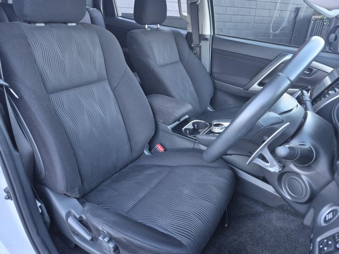2021 Mitsubishi Pajero Sport GLS