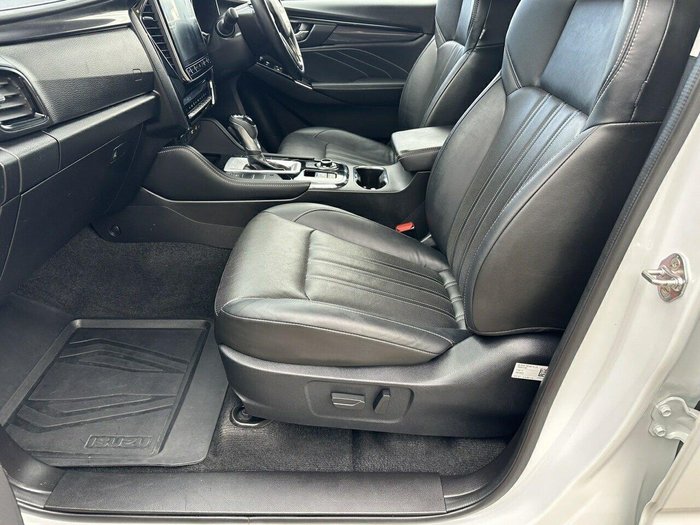 2023 Isuzu MU-X LS-T