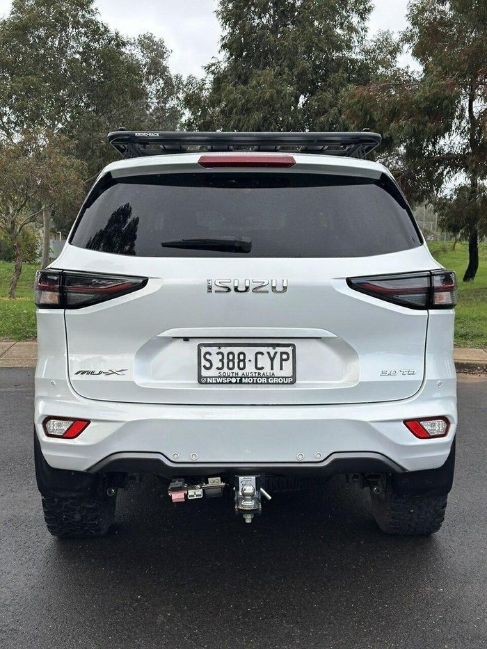 2023 Isuzu MU-X LS-T