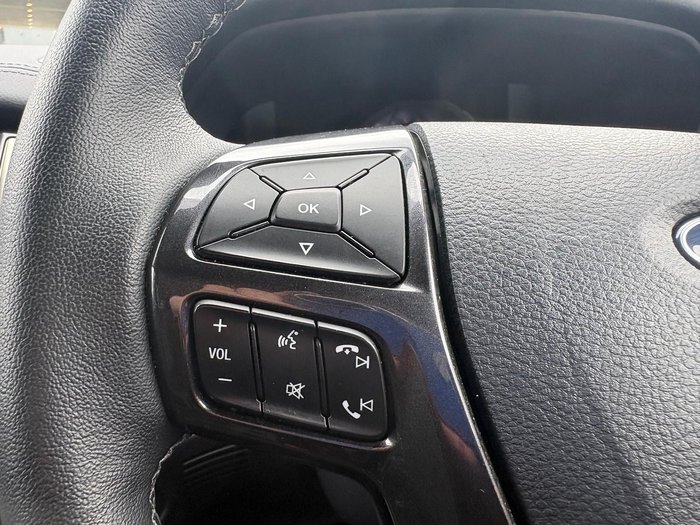 2022 Ford Everest Titanium