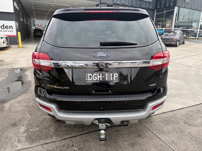 2022 Ford Everest Titanium