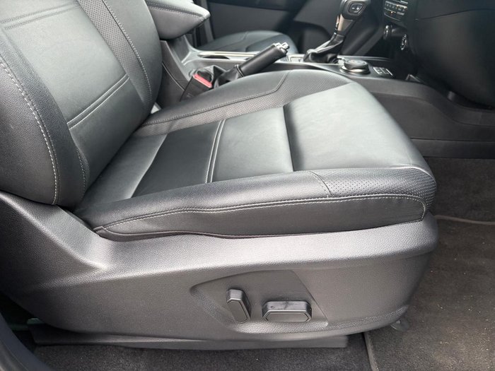 2022 Ford Everest Titanium
