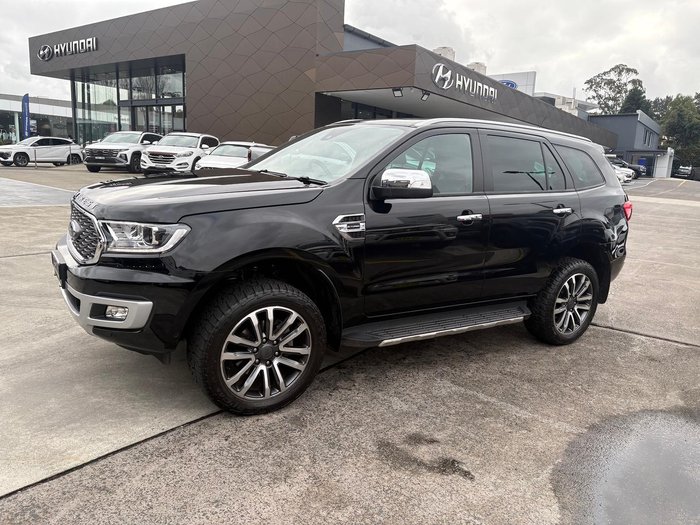 2022 Ford Everest Titanium