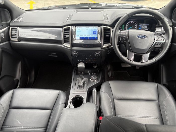 2022 Ford Everest Titanium