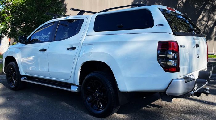 2022 Mitsubishi Triton GLX-R