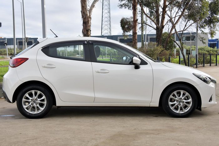 2017 Mazda 2 Maxx
